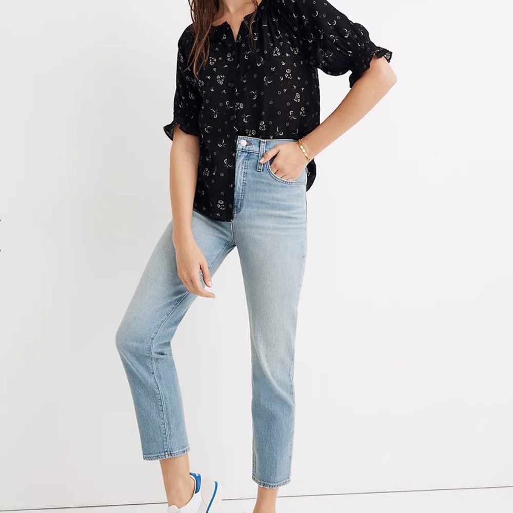 Classic Straight Jeans in Meadowland Wash